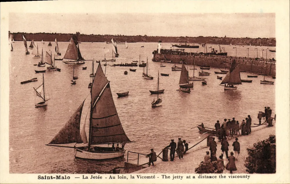 Saint-Malo — Die Mole — In der Ferne, die Viscountie - Vorderseite