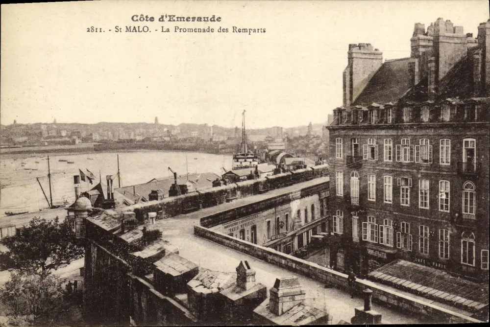 St MALO - Die Promenade des Remparts — Côte d’Emeraude — Verleger Laurent-Nel Bounes - Vorderseite