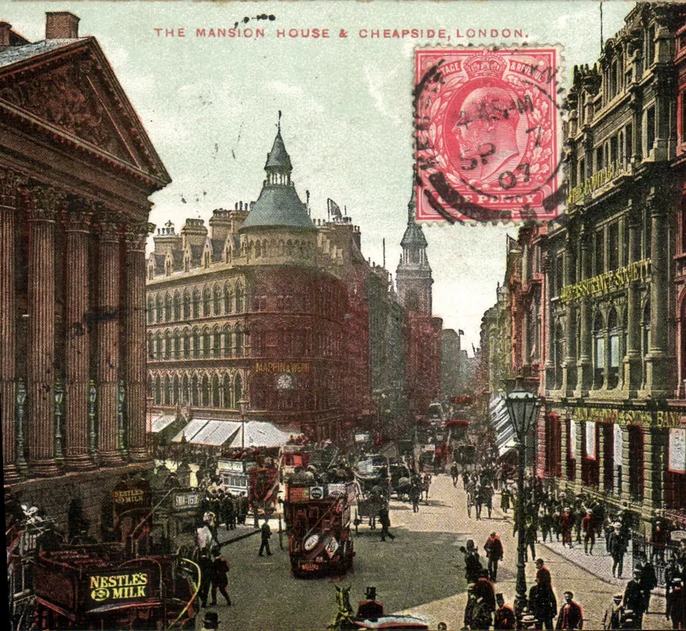 The Mansion House & Cheapside, London — vue de la rue avec le bâtiment classique à gauche et des commerces, éditeur 'THE MANSION HOUSE & CHEAPSIDE, LONDON.' - Frente