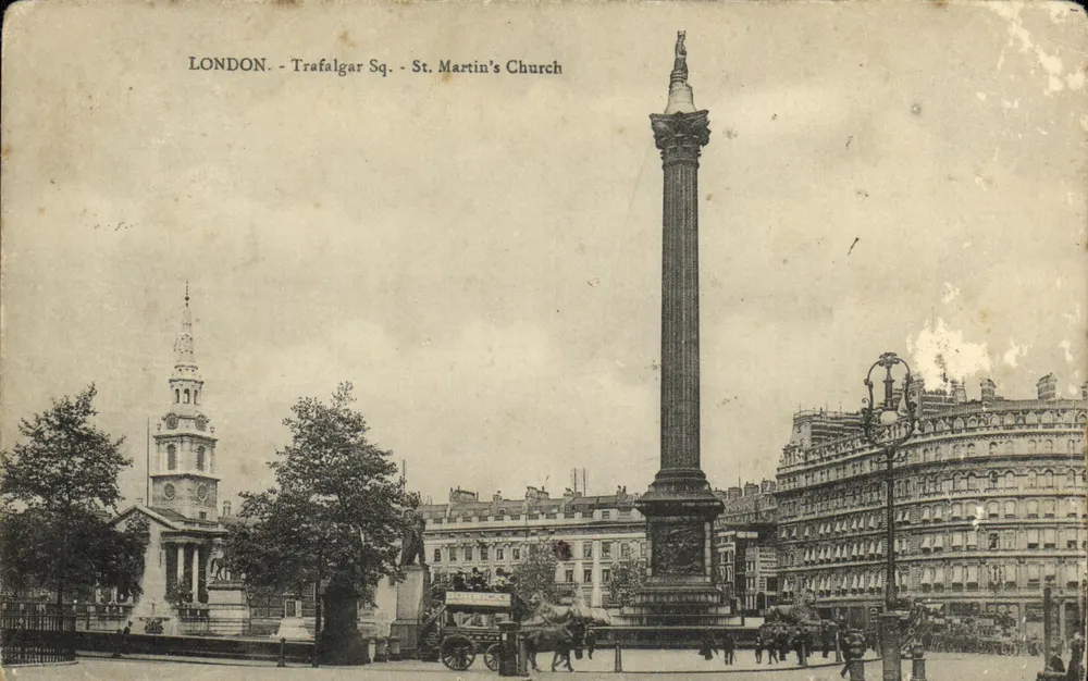 LONDON - Trafalgar Square - St Martin's Church - Vorderseite