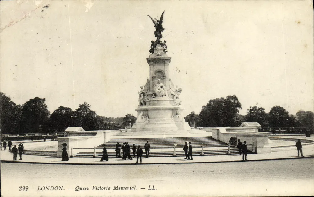 LONDON — Queen Victoria Memorial — LL. — n° 322 - Frente