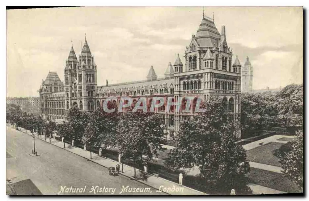 Naturhistorisches Museum, London — Außenansicht — Valentine's Series - Vorderseite