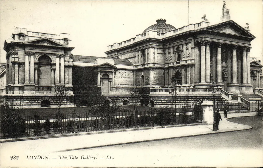 LONDRES — A Galeria Tate — LL. - Frente