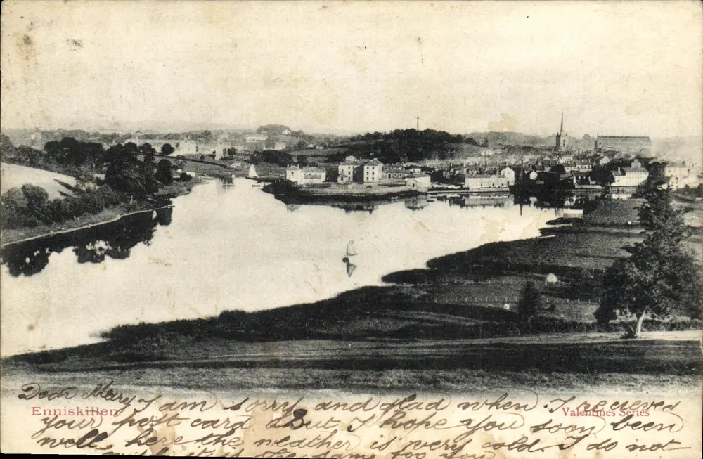 Enniskillen — vue du lac avec bateau — Valentine's Series - Frente