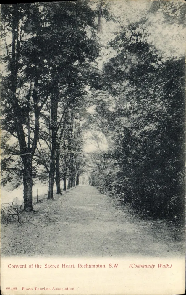 Kloster des Heiligen Herzens, Roehampton, S.W. — Community Walk — Photo Tourists Association, n° 22422 - Vorderseite
