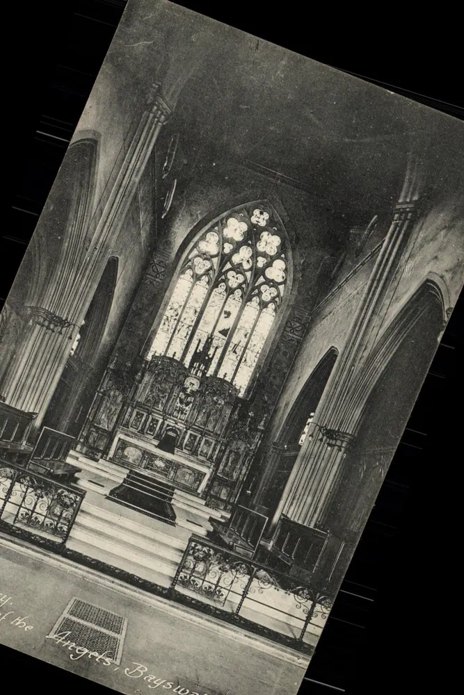 Chapelle des Anges, Bayswater — Innenansicht — Marshall Keene & Co. - Vorderseite