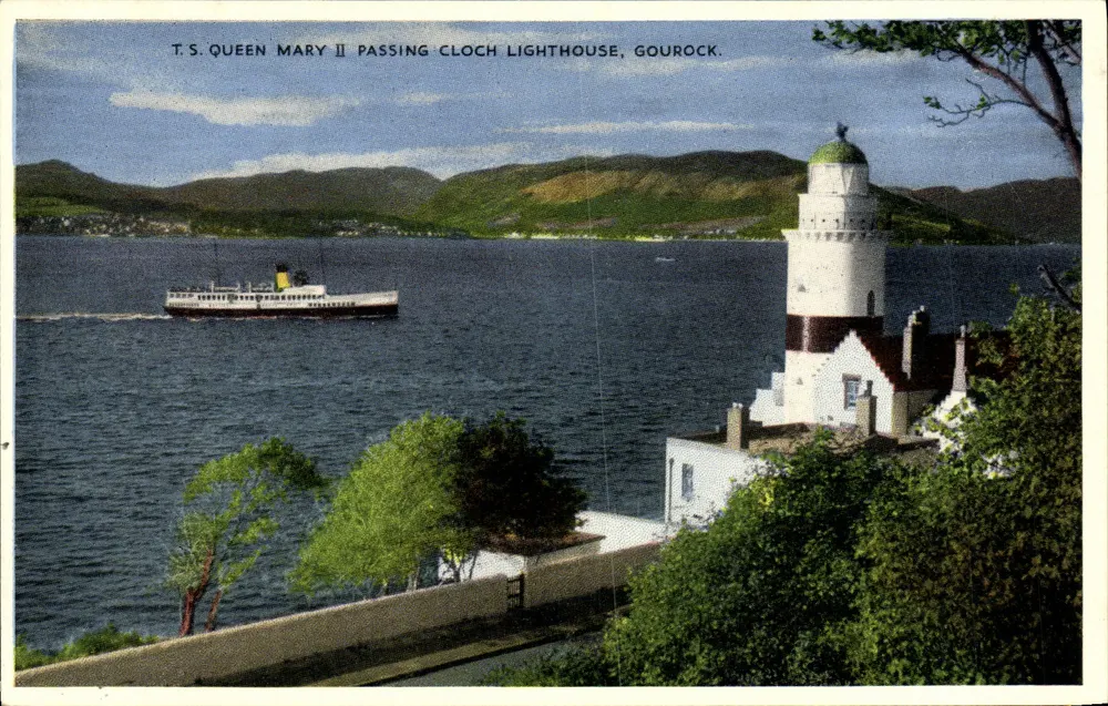 T.S. Queen Mary II vorbeifahrend am Cloch-Leuchtturm, Gourock — Dennis & Sons Ltd. - Vorderseite