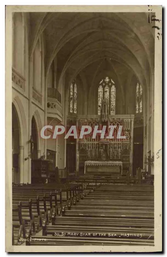 Innenansicht der Kirche Sainte-Marie-Étoile-de-la-Mer in Hastings — Fotografie von Judice Photo - Vorderseite