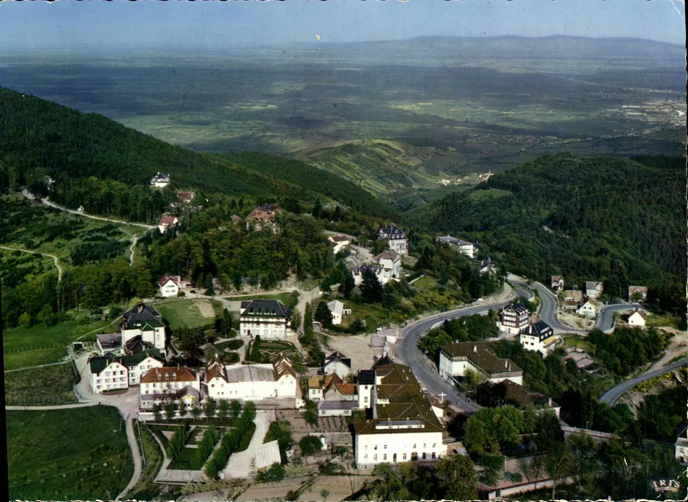 Les Trois Epis (alt. 856 m) - Die Hochvogesen und die Alsatian Plain - Verlag La Cigogne, Straßburg - Vorderseite