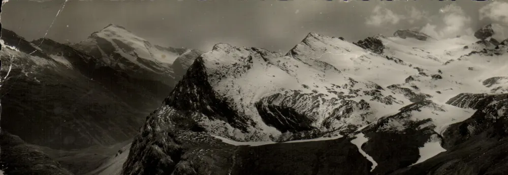Col de l'Iséran — vue panoramique des sommets enneigés — Collection du Col de l'Iséran, Pierre Rond - Frente