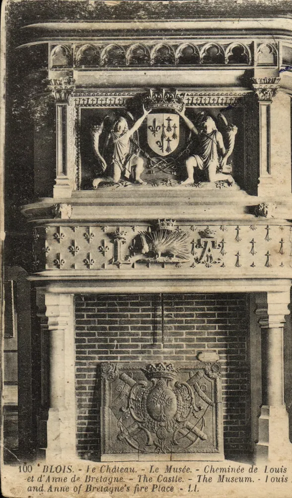 Blois - Das Schloss - Das Museum - Kamin von Louis und Anne von Bretagne - L.I. - Vorderseite