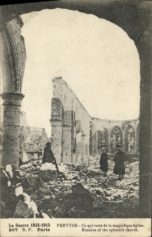 Pervyse — Was von der prächtigen Kirche übrig bleibt — R.P. Paris n°207 - Vorderseite