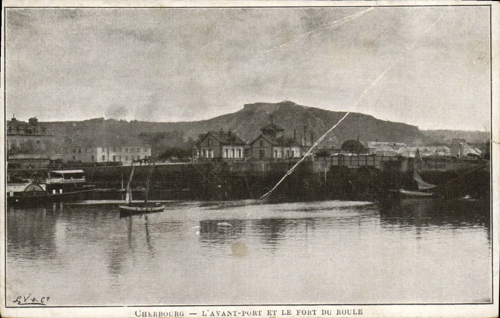 Cherbourg — Der Hafen und die Festung Roule — LV.C° - Vorderseite