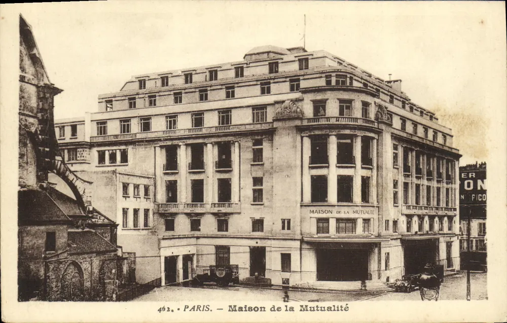 Paris — Maison de la Mutualité — Edição A Cigarrinha - Frente