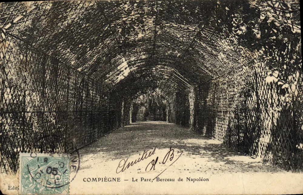 Compiègne — Le Parc, Berceau de Napoléon — éditeur Amiliet H. B. - Recto