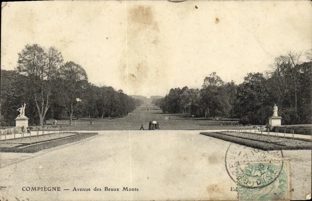 Compiègne — Avenida dos Montes Bonitos — Ed. S - Frente