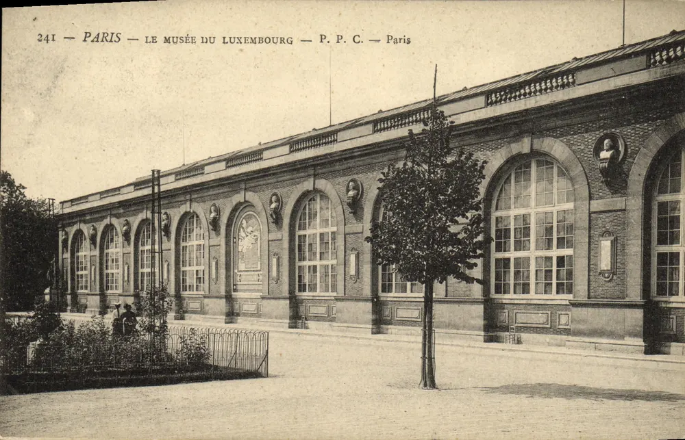 Paris — O Museu do Luxembourg — P.P.C. Paris - Frente