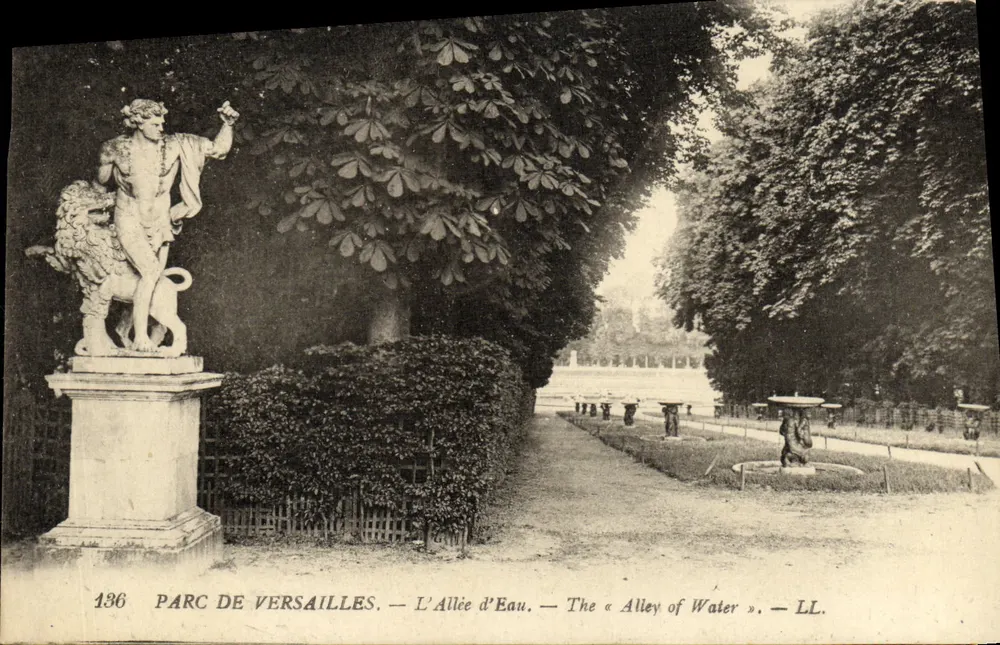 Parque de Versailles — A Avenida da Água — LL. — N° 136 - Frente