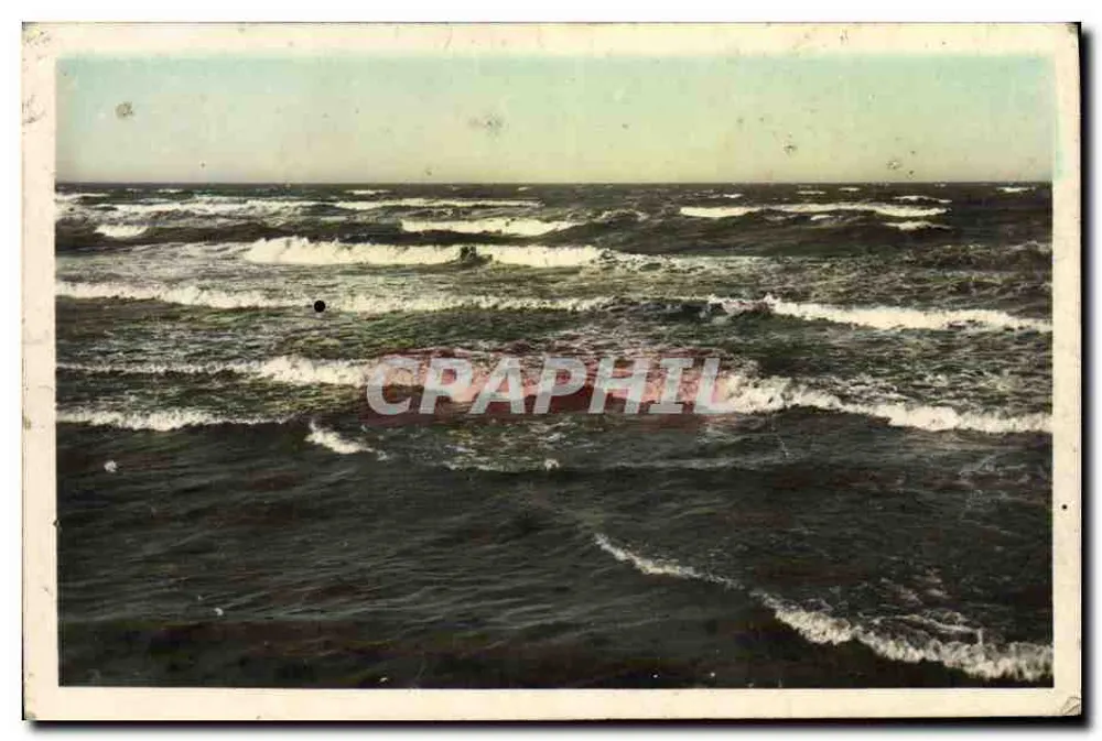 Côtes normandes — Effet de vagues — Éditeur : Léon Coubey, St-Pierre-Église - Recto