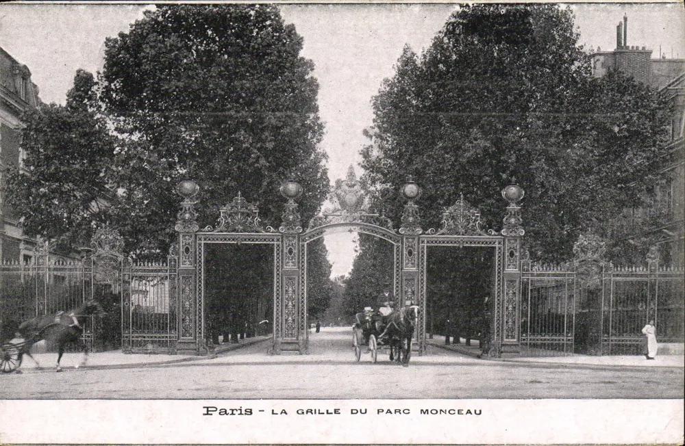Paris - A grade do parque Monceau — editor não visível - Frente
