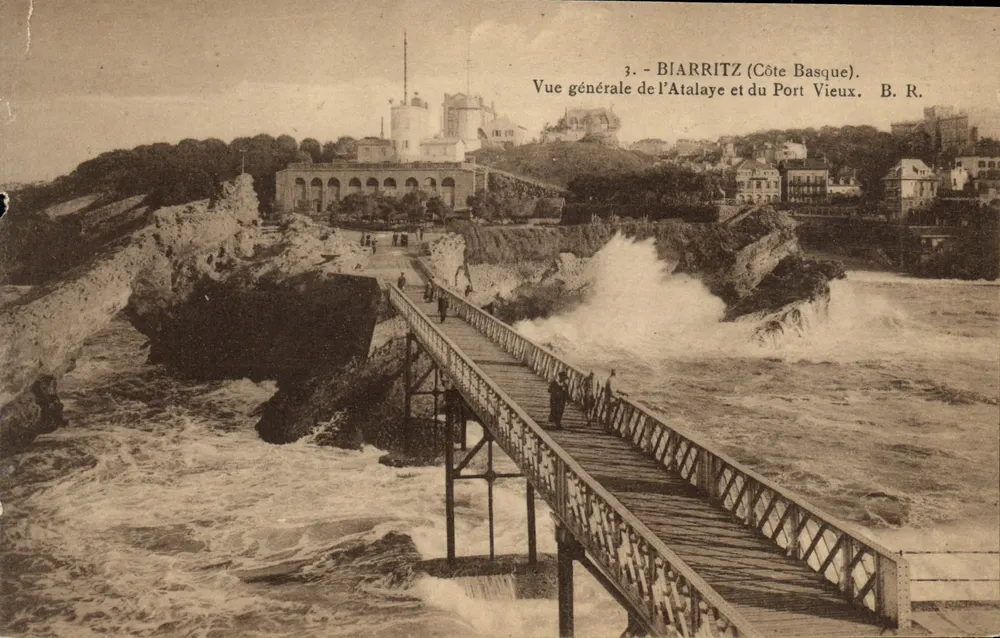 Biarritz (Côte Basque) — Allgemeiner Blick auf die Atalaye und den alten Hafen — B. R. - Vorderseite