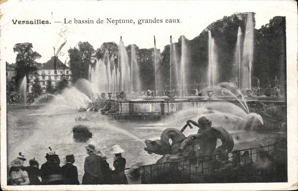 Versailles — Der Bassin de Neptune, grandes eaux. - Vorderseite