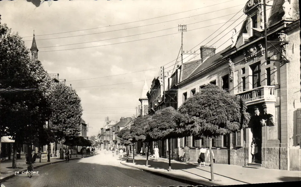 La Cigogne — Uitzicht op de hoofdstraat — Uitgave André Leconte - Voorkant