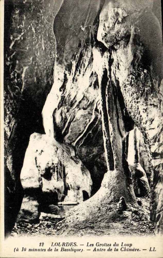 Lourdes — Die Wolfshöhlen (Lair der Chimäre) — LL - Vorderseite