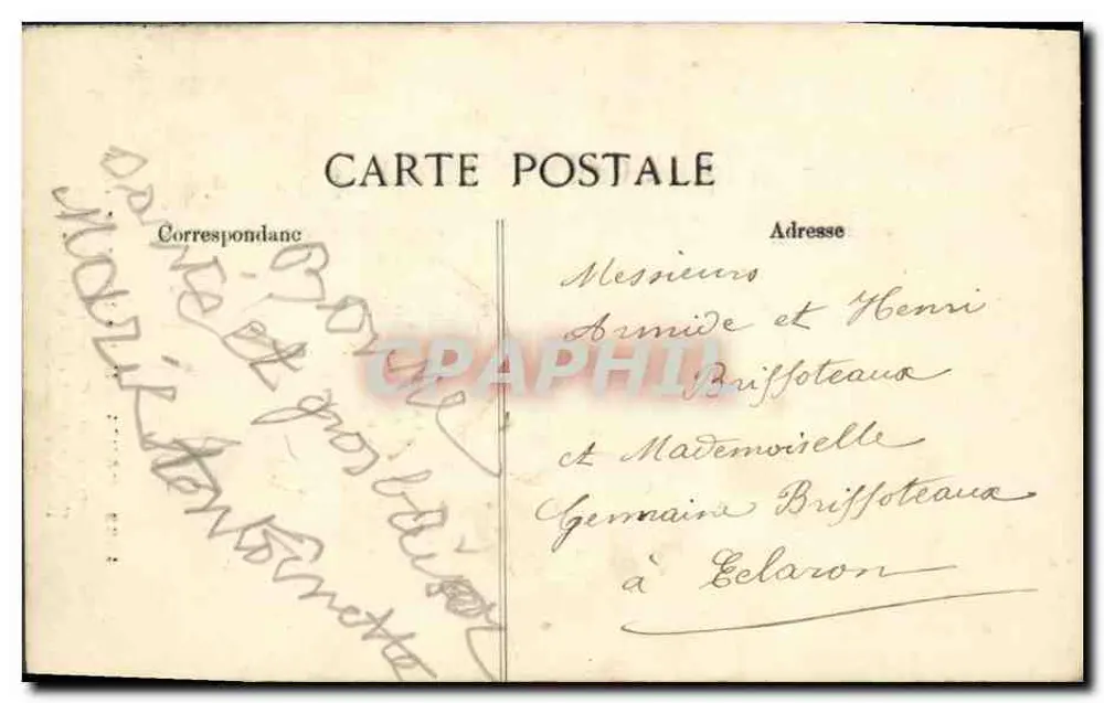 Paris - Notre-Dame (fachada) — Estilo ogival, construída 1163-1315, restaurada 1845-1857 por Lassus e 1879 por Viollet-le-Duc — editor CFA, n° 4082 - Verso