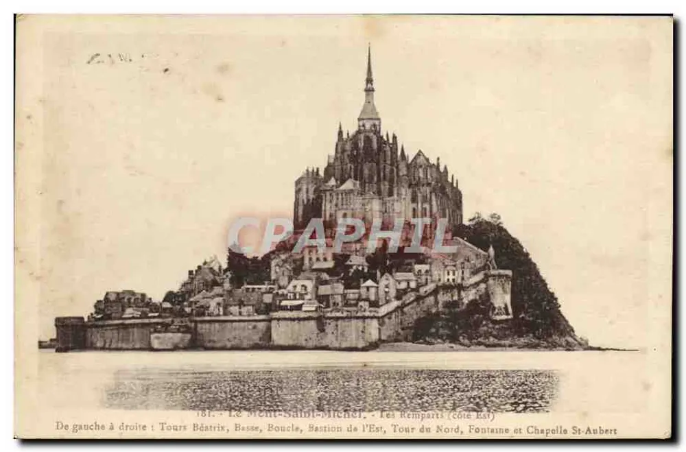 Mont-Saint-Michel — Die Mauern (Ostküste) — Tours Béatrix, Basse, Boucle, Bastion der Ostseite, Nordturm, Fontäne und Kapelle St-Aubert - Vorderseite