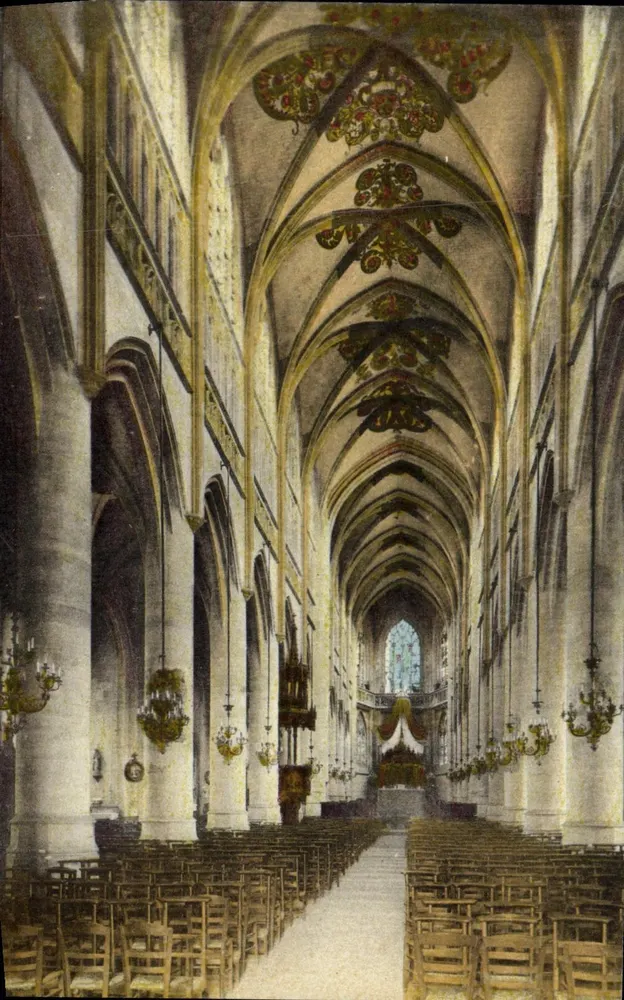 A Igreja de São Jacinto - A nave (século XV) — Edição Francesa-Saintot, Lisieux, n° 507 - Frente