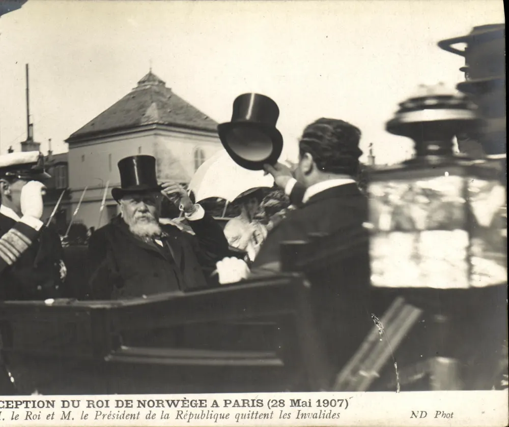 Recepção do Rei da Noruega em Paris — 28 de Maio de 1907 — ND Phot - Frente