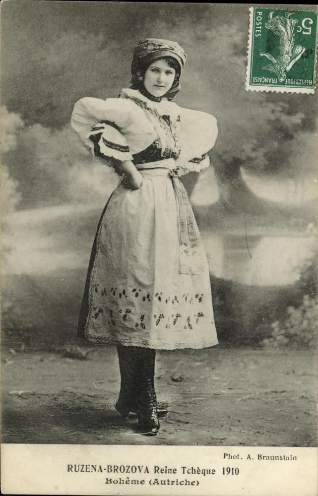 Ruzena Brozova — Tschechische Königin — Phot. A. Braunstain 1910 - Vorderseite