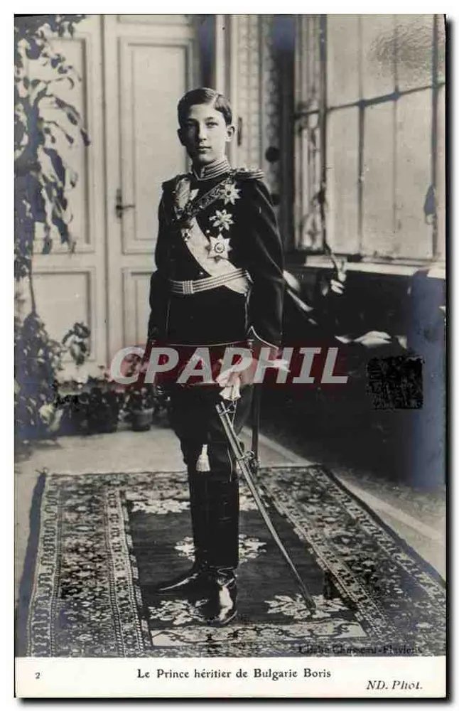 O Príncipe herdeiro da Bulgária Boris — fotografia em uniforme — ND. Fot. Chaneau-Plavien - Frente