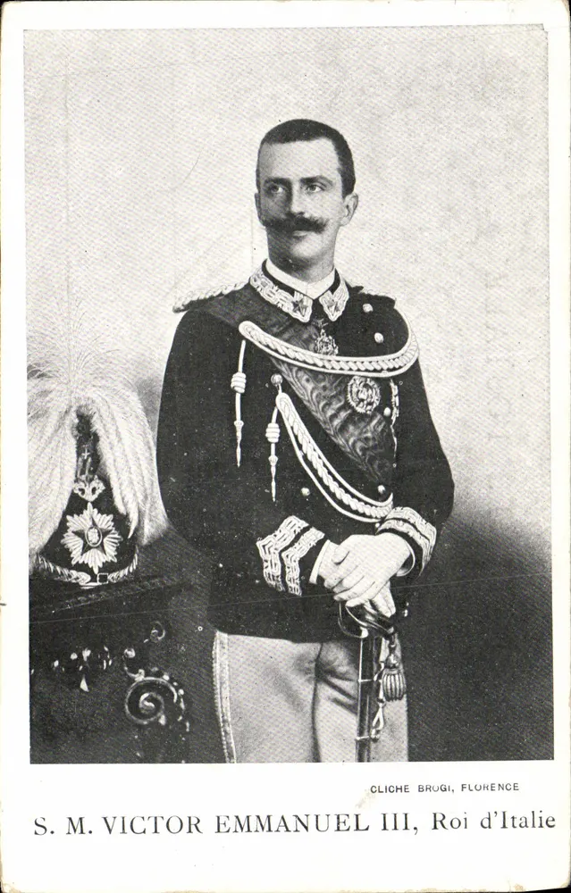 S.M. Victor Emmanuel III, Rei da Itália — Cliché Brugi, Florença - Frente