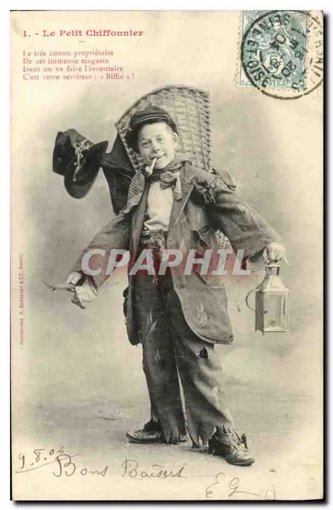 Le Petit Chiffonnier — portrait d'un jeune garçon en costume de chiffonnier avec panier et lanterne — Phototype A. Bernard, NANCY - Vorderseite