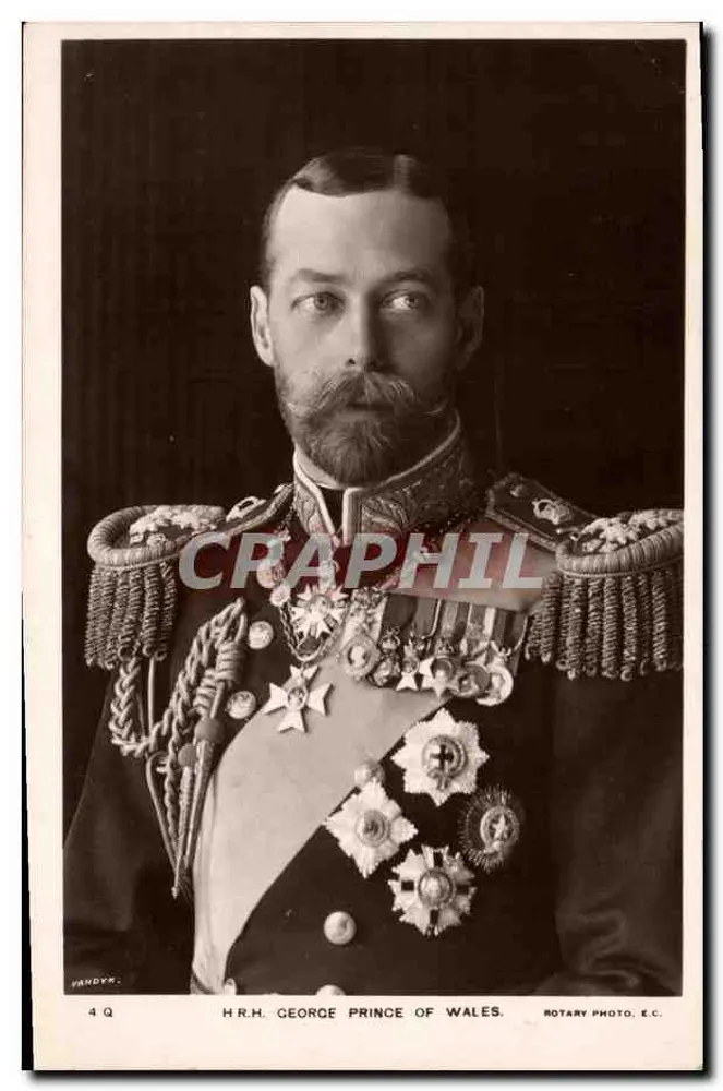 H.R.H. George Prince of Wales — in militärischem Uniform mit Schmuck — Rotary Photo. E.C. - Vorderseite