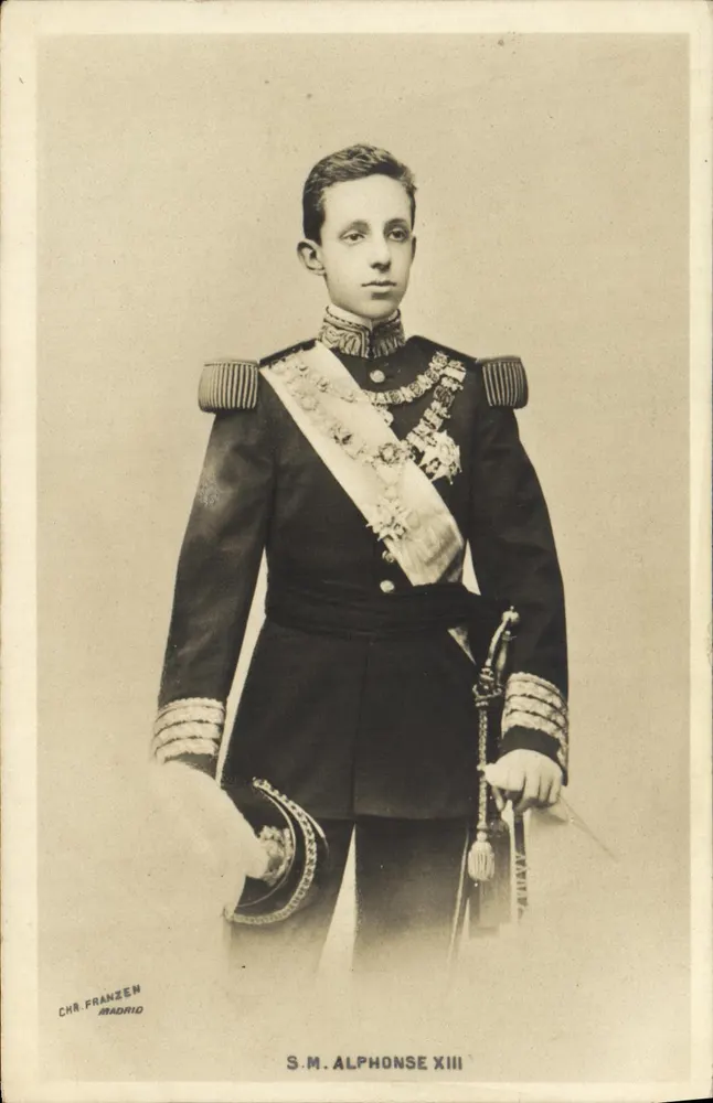 S.M. Alphonse XIII — retrato em uniforme — CHR. FRANZEN MADRID - Frente