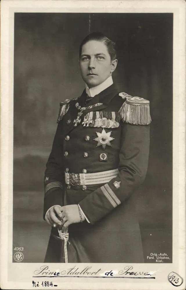 Príncipe Adalberto da Prússia — retrato em uniforme — Ferd. Urbahns, Kiel, n° 4063 - Frente