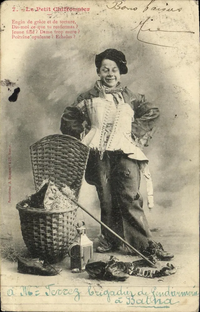 Der kleine Lumpensammler — Komische Szene in Lumpensammler-Kostüm — Phototype A. Bensky & Cie, Naucr. - Vorderseite