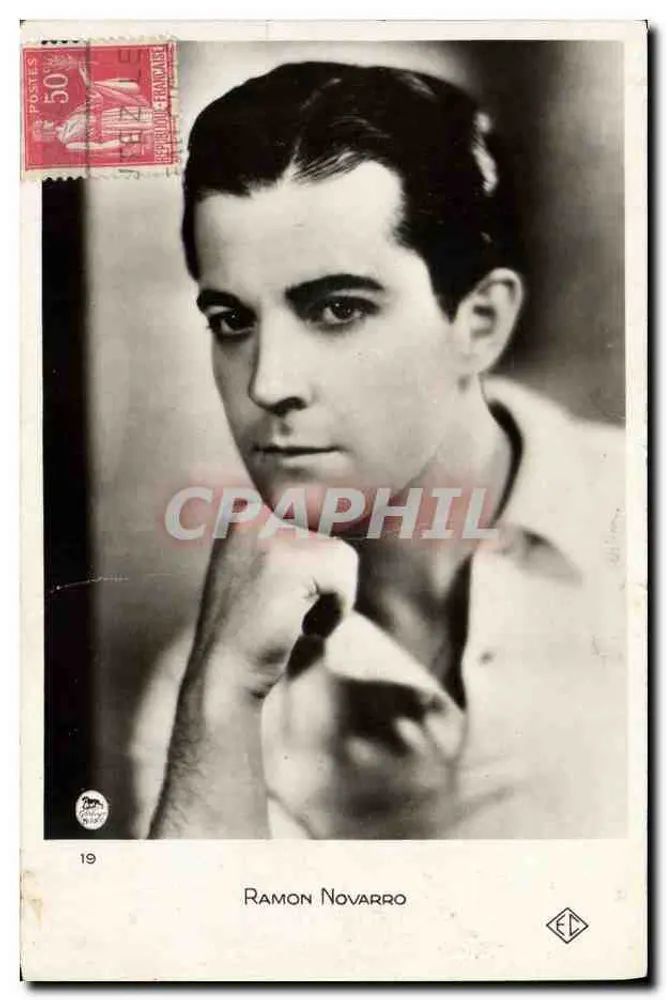 Ramon Novarro — portrait en noir et blanc — Éditeur EL, n°19 - Awers