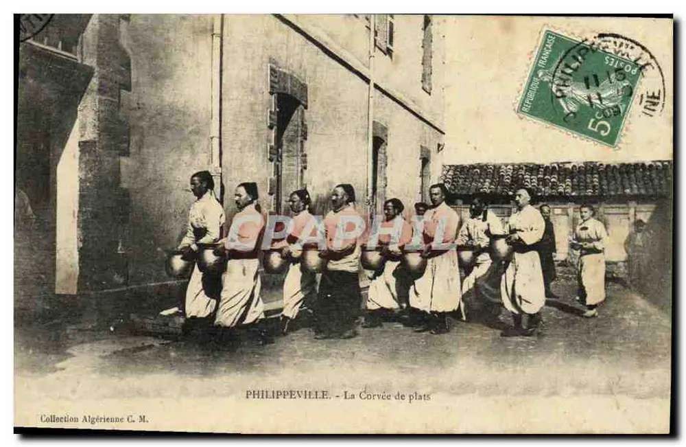 Philippeville — A Corvée de Pratos — Coleção Argelina C. M. - Frente