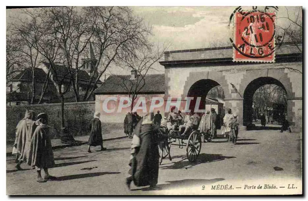 Médéa — Porta de Blida — LL. - Frente