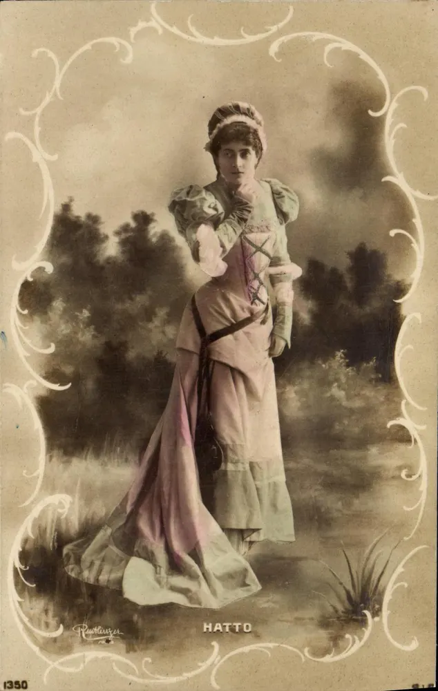 Frau im eleganten Kleid — HATTO — Fotograf Rautlouzer, n°1350 - Vorderseite