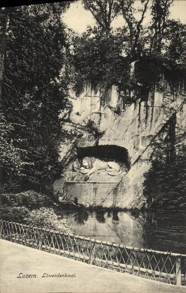 Luzern. Monumento do Leão — R. Gante, Luzern, n° 8773 - Frente