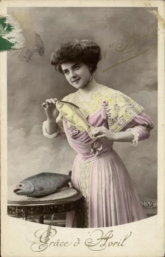 Junge Frau mit einem Fisch — Grâce d'Avril — UNIC, n°1014 - Vorderseite