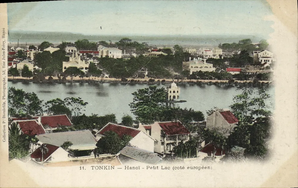 Tonkin — Hanoi — Kleiner See (europäischer Teil) — Photographie von P. Disaularis, Hanoi - Vorderseite