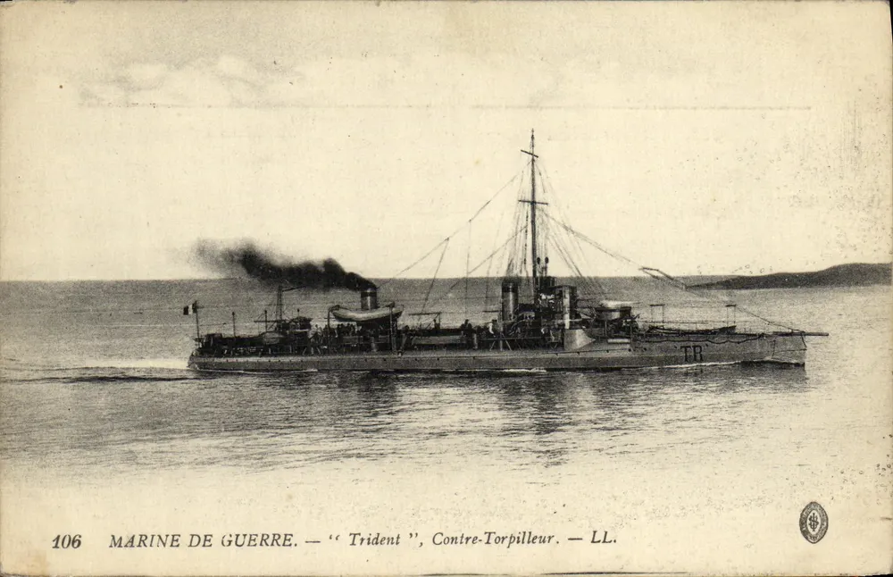 Kriegsschiff — "Trident", Torpedoboot — LL. — Nr. 106 - Vorderseite