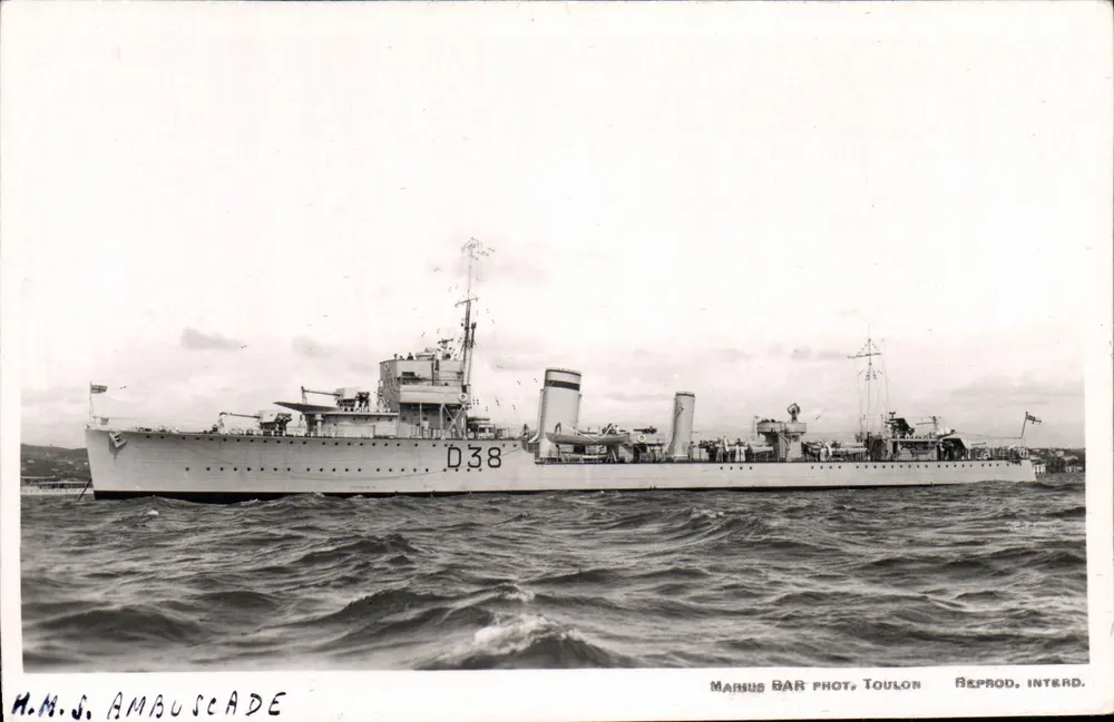 H.M.S. AMBUSHCADE — D38 — Manus Bar Phot, Toulon - Frente