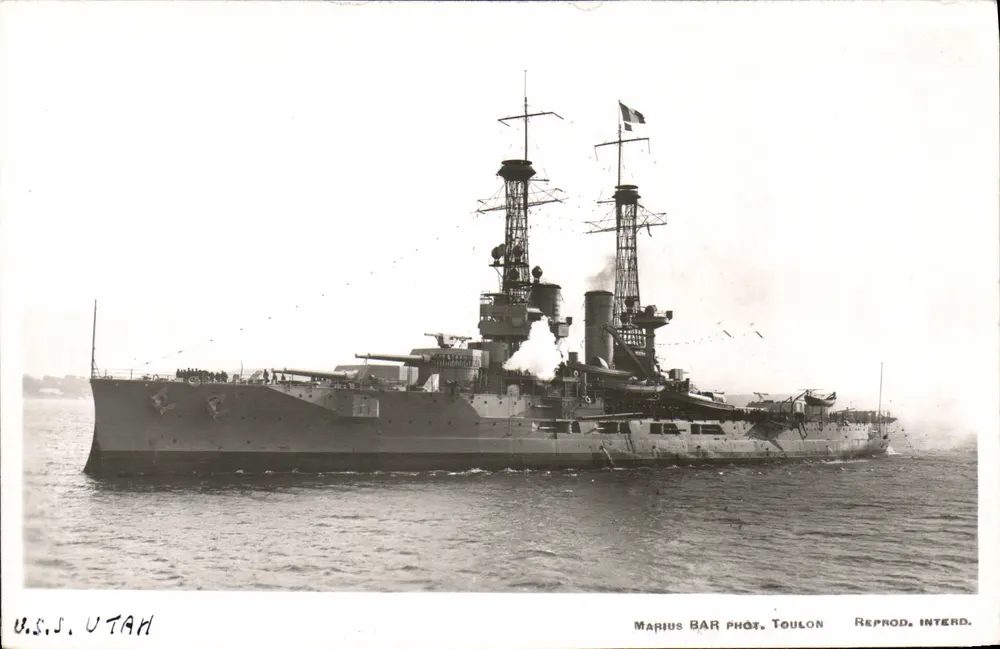 U.S.S. UTAH — Navio de guerra — Marius BAR Fot. Toulon, Reprod. Interd. - Frente
